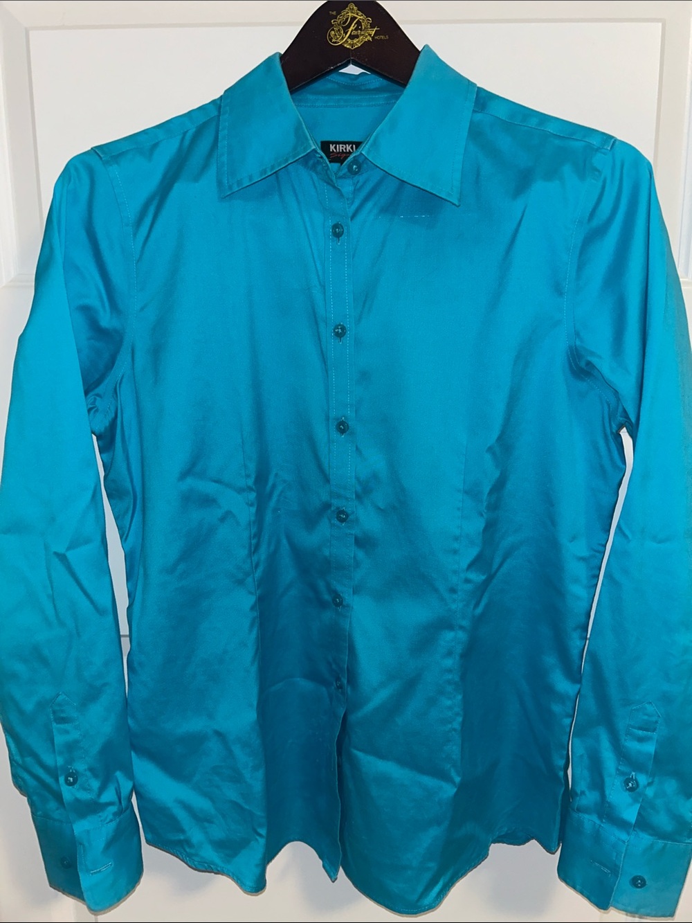 Kirks Folly Women’s Turquoise Button Up Shirt
